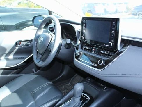Used 2022 Toyota Corolla LE image 7