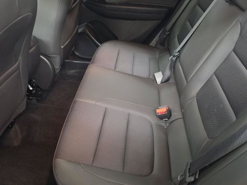 Used 2023 Chevrolet TrailBlazer RS w/ Sun and Liftgate Package AWD/4WD image 8