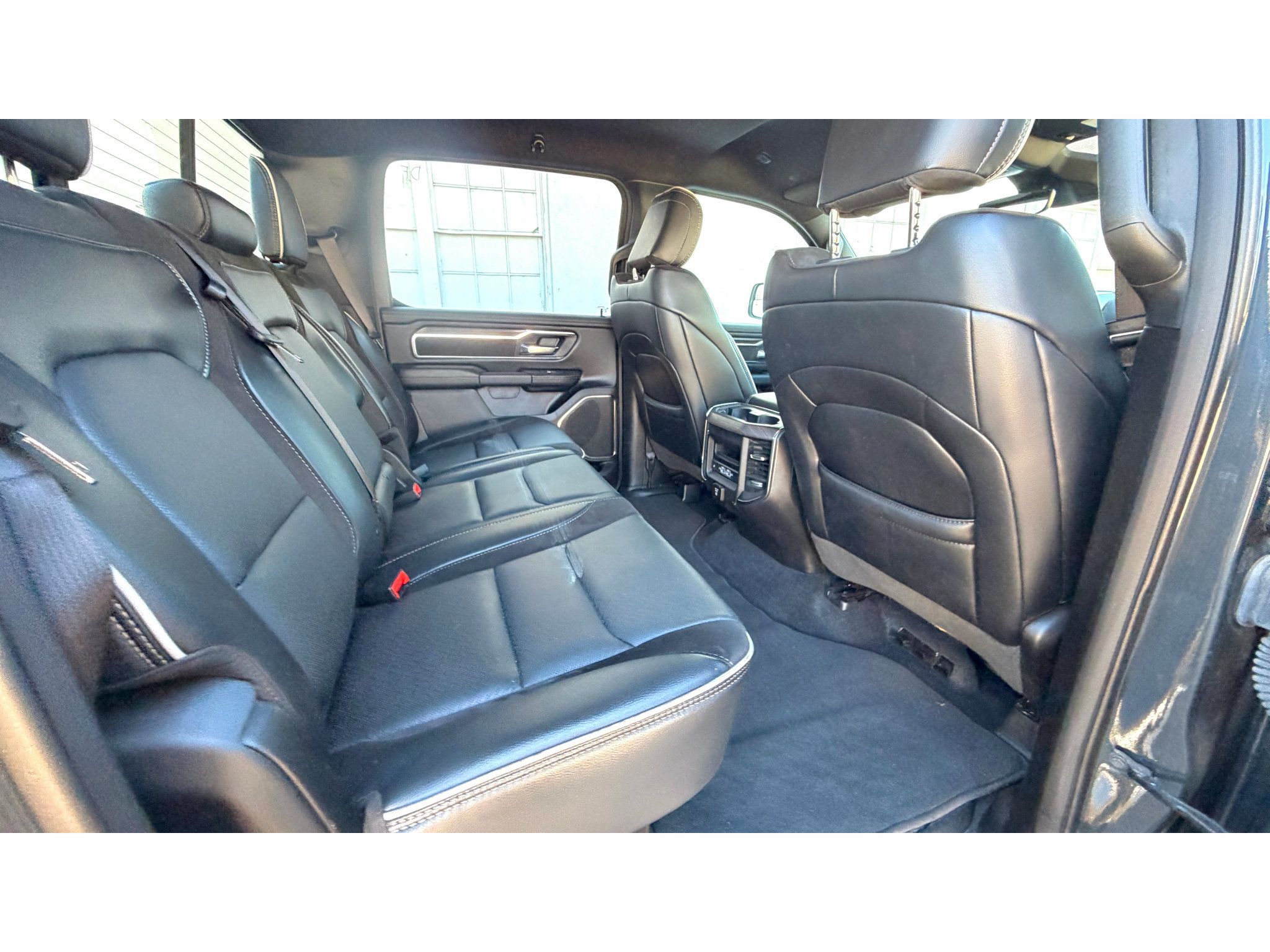 Used 2026 RAM 1500 Laramie AWD/4WD image 9