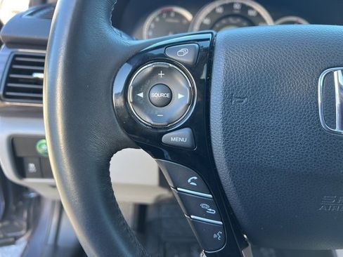 Used 2016 Honda Accord EX-L image 23