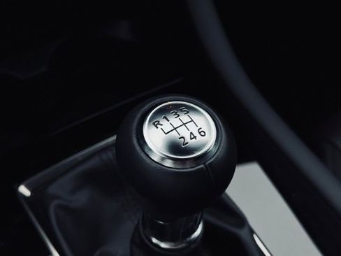 Used 2024 MAZDA MAZDA3 s image 31