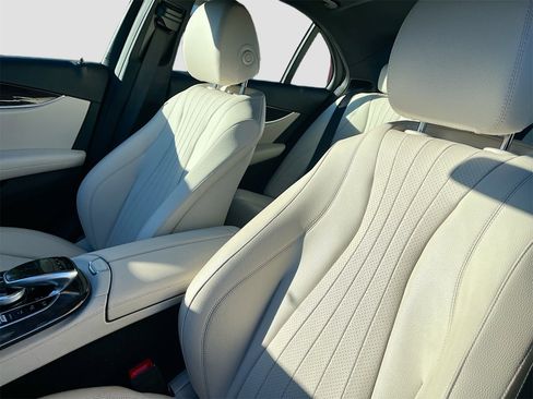 Used 2020 Mercedes-Benz E 450 E 450 image 22