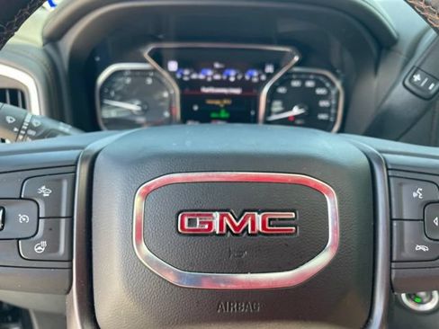 Used 2023 GMC Sierra 2500 AT4 w/ AT4 Preferred Package AWD/4WD image 23