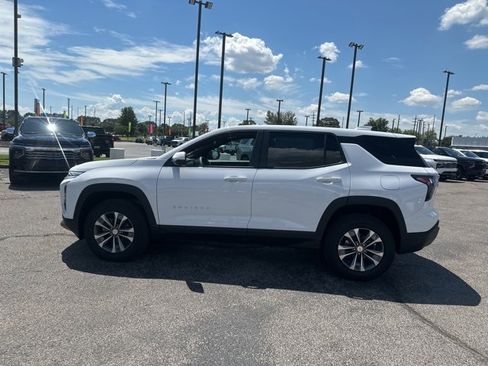 New 2026 Chevrolet Equinox LT w/ Convenience Package II image 6