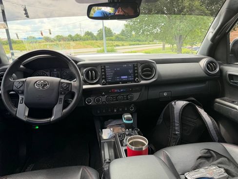 Used 2023 Toyota Tacoma TRD Pro AWD/4WD image 7