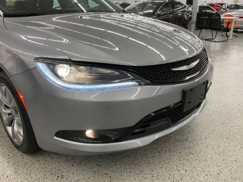 Used 2016 Chrysler 200 S image 35
