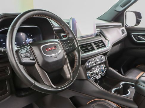 Used 2023 GMC Yukon XL AT4 image 26