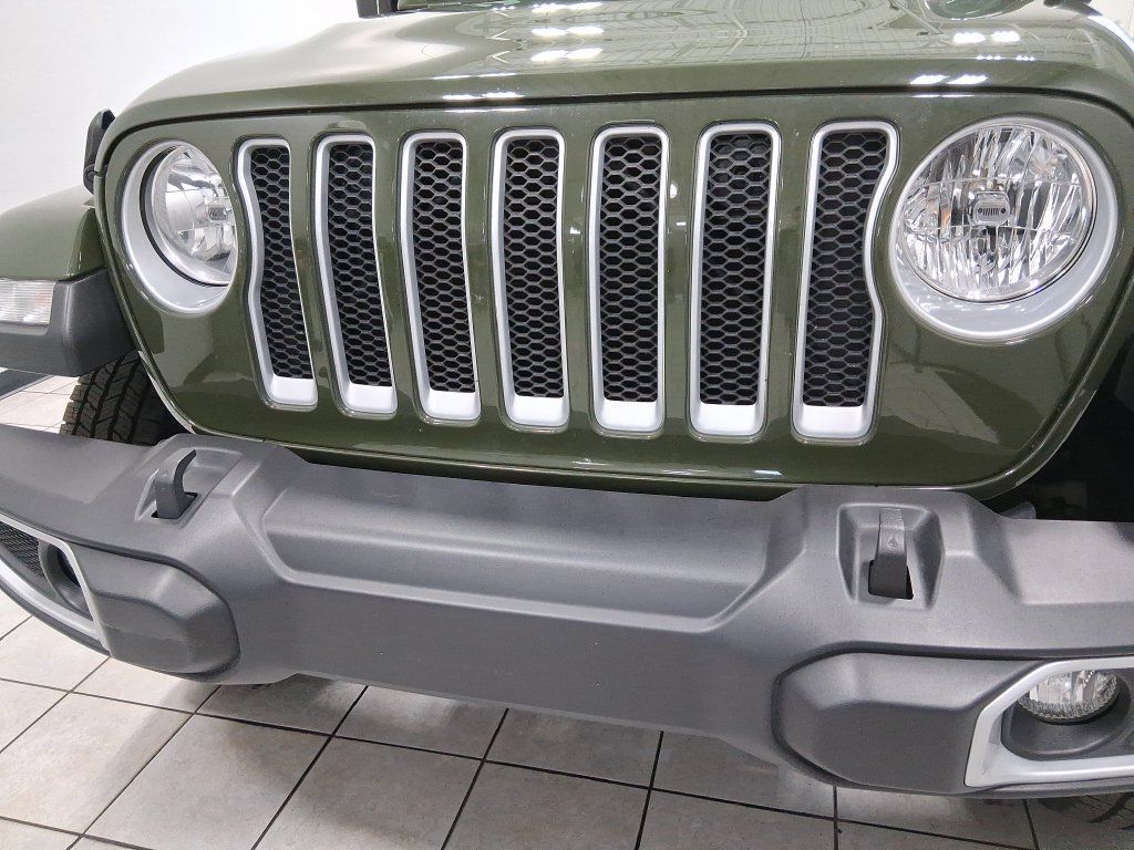 Used 2022 Jeep Wrangler Unlimited Sahara w/ Cold Weather Group AWD/4WD image 8