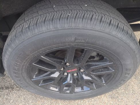 Used 2021 GMC Sierra 1500 Elevation w/ X31 Off-Road Package image 15