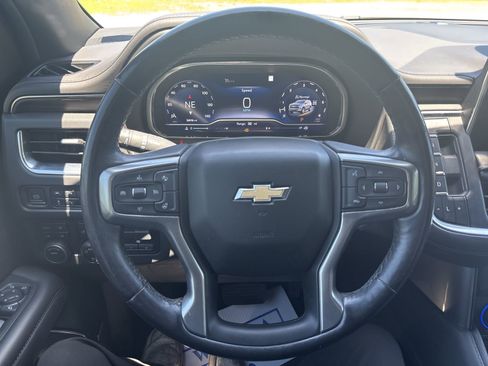 Used 2022 Chevrolet Tahoe LT w/ LT Signature Package AWD/4WD image 17