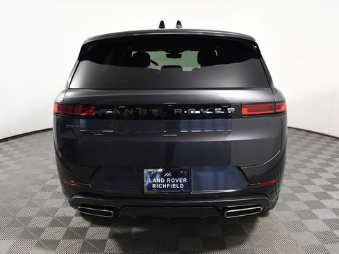 New 2026 Land Rover Range Rover Sport Dynamic SE AWD/4WD image 5