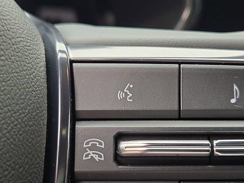 Used 2023 GMC Canyon AT4 AWD/4WD image 12