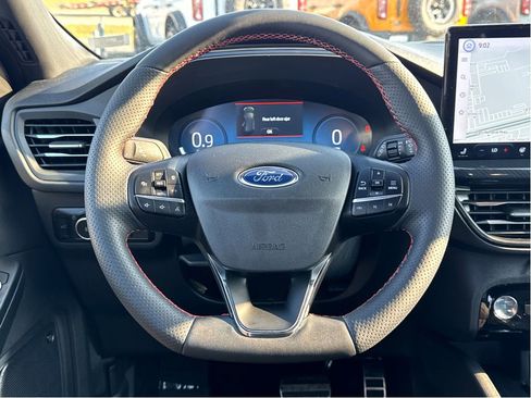 Used 2023 Ford Escape ST-Line Select w/ Tech Pack #2 image 14