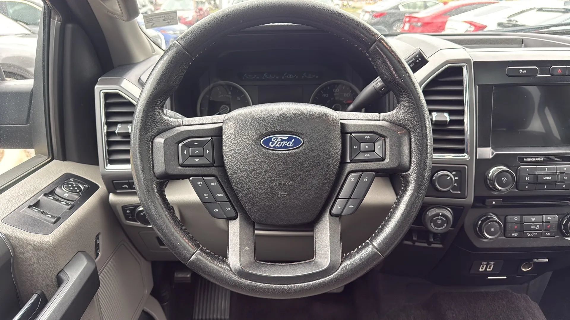 Used 2016 Ford F150 XLT w/ Equipment Group 302A Luxury AWD/4WD image 11