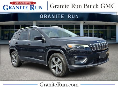 Used 2019 Jeep Cherokee Limited w/ Technology Group image 1