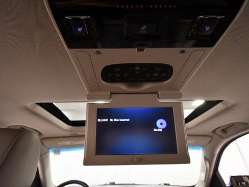 Used 2015 Chevrolet Tahoe LTZ image 17