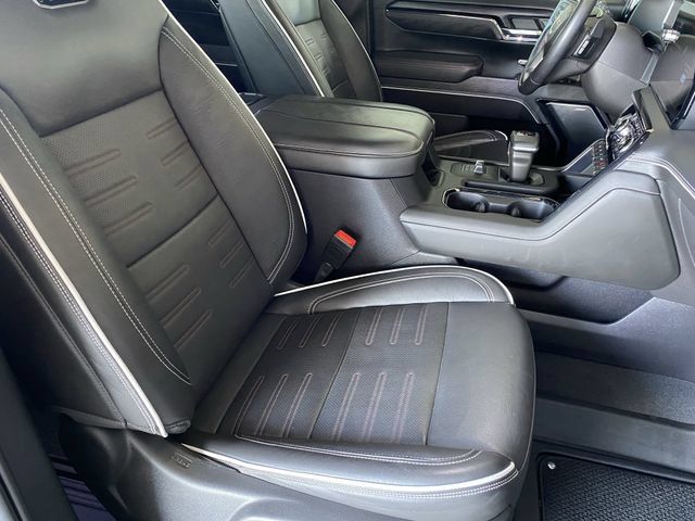 Used 2024 GMC Sierra 1500 AT4X AWD/4WD image 9