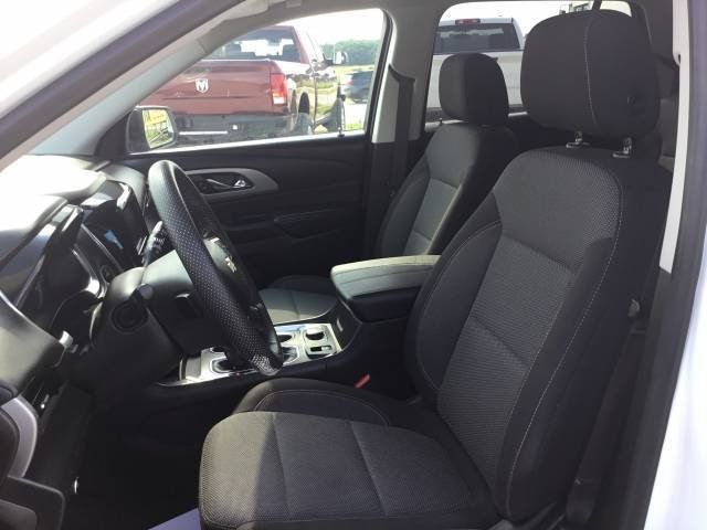 Used 2021 Chevrolet Traverse LS FWD image 14