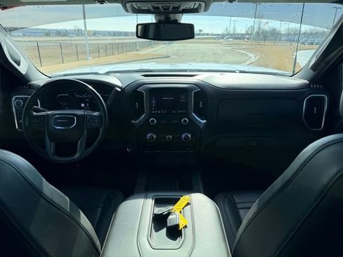 Used 2022 GMC Sierra 3500 Denali image 6