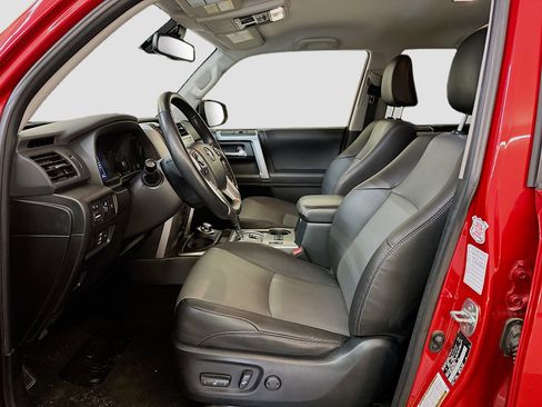 Used 2024 Toyota 4Runner SR5 Premium image 13