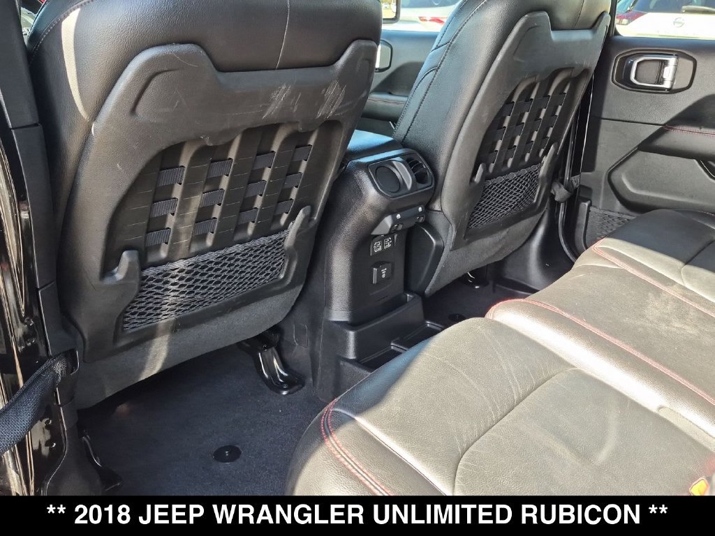 Used 2018 Jeep Wrangler Unlimited Rubicon w/ Dual Top Group AWD/4WD image 29