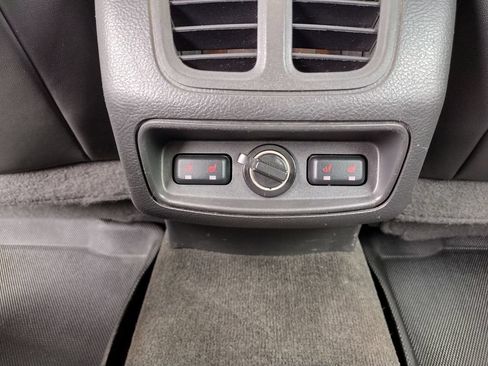 Used 2012 Ford Taurus Limited AWD/4WD image 9