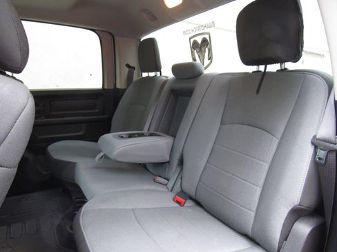 Used 2023 RAM 1500 Express w/ Wheel & Sound Group AWD/4WD image 19