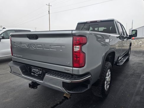 Used 2024 Chevrolet Silverado 2500 LT w/ Convenience Package image 8