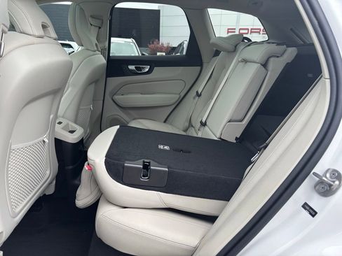 Used 2024 Volvo XC60 T8 Plus w/ Climate Package AWD/4WD image 17