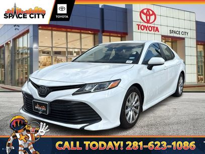 Used 2018 Toyota Camry LE