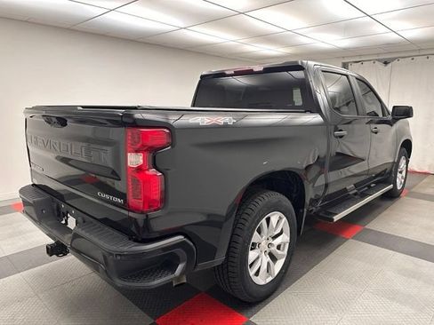 Used 2022 Chevrolet Silverado 1500 Custom AWD/4WD image 6