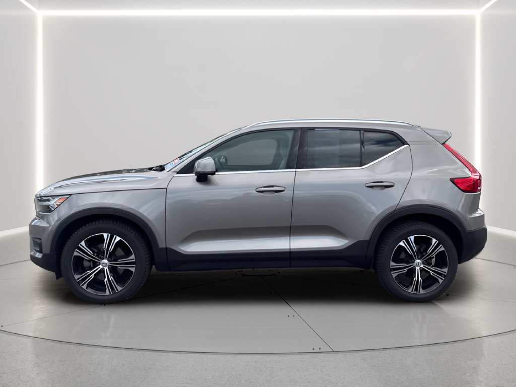 Used 2021 Volvo XC40 T5 Inscription AWD/4WD image 3
