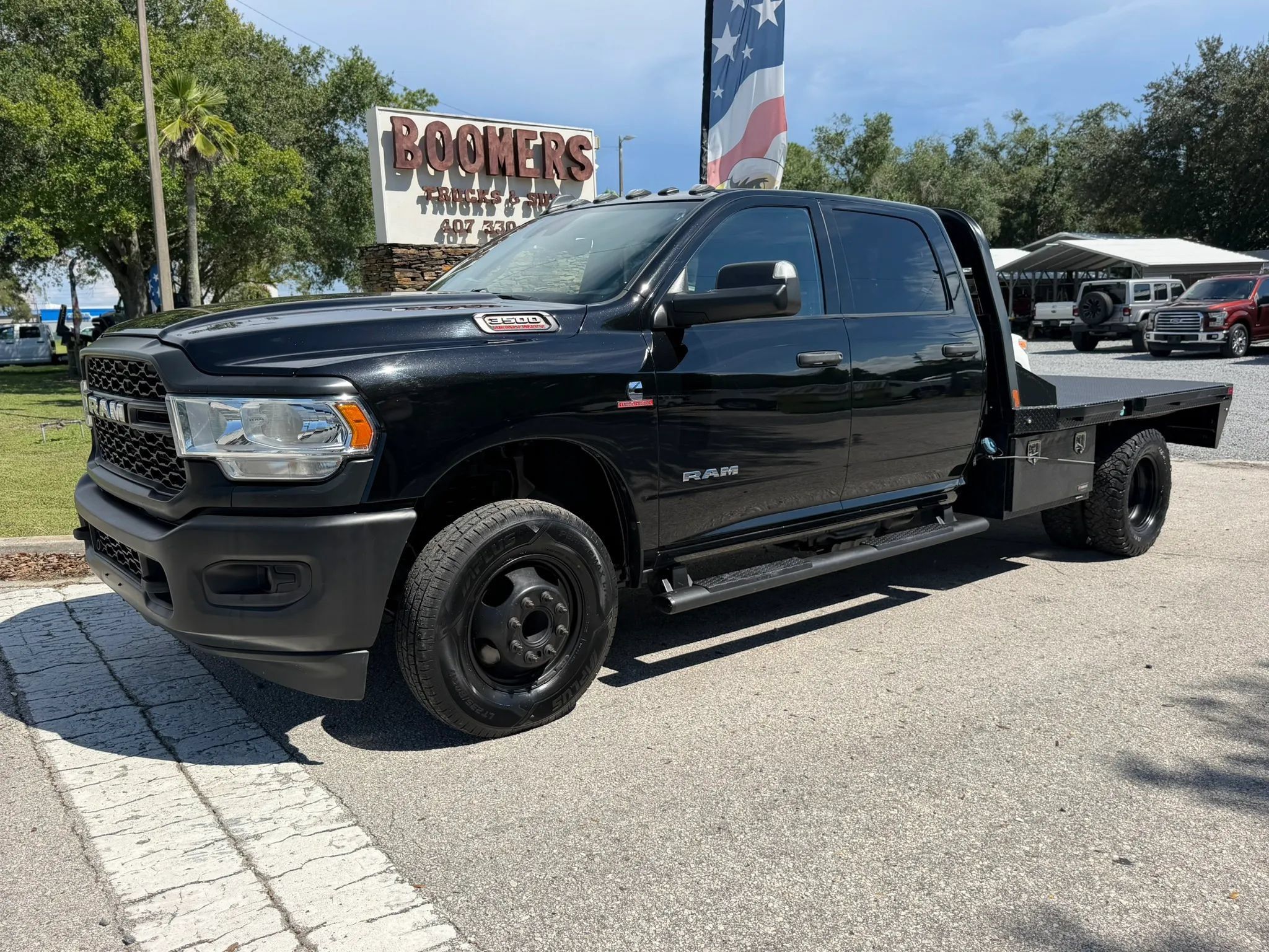 Used 2022 RAM 3500 Tradesman w/ Safety Group AWD/4WD image 1