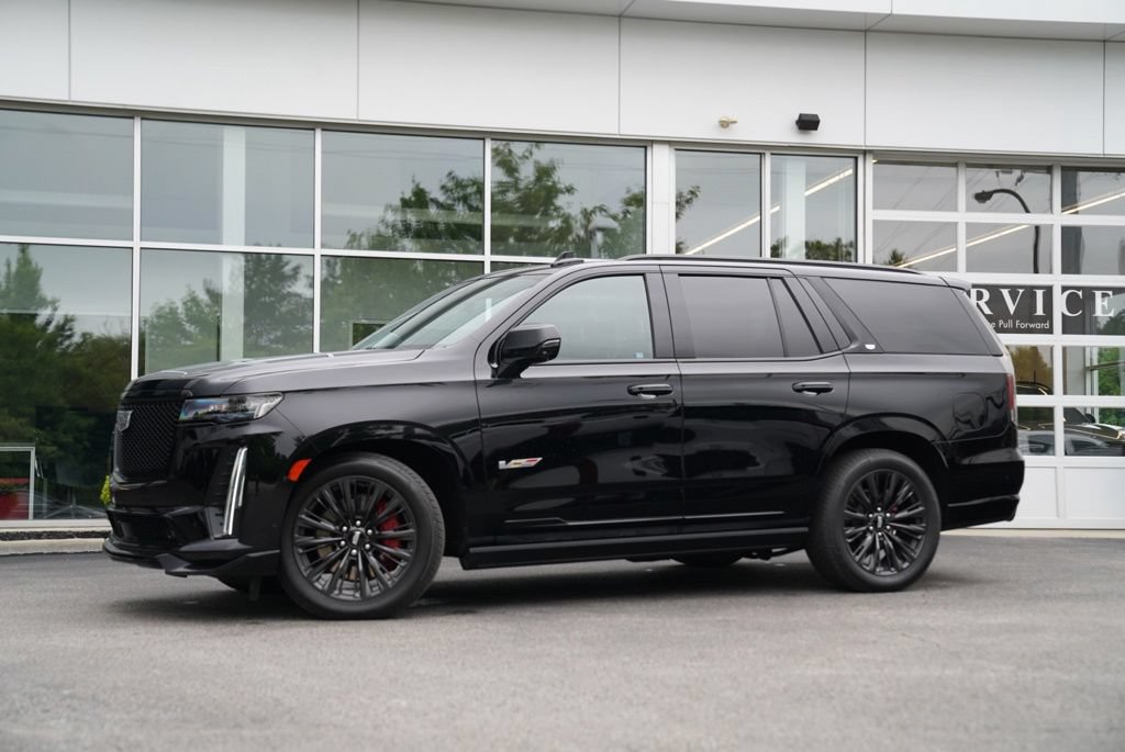Used 2023 Cadillac Escalade V w/ LPO, ONYX Package AWD/4WD image 1