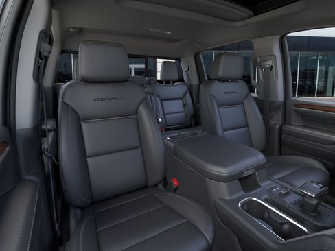 New 2026 GMC Sierra 1500 Denali w/ Technology Package AWD/4WD image 17