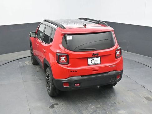 Used 2023 Jeep Renegade Trailhawk AWD/4WD image 47