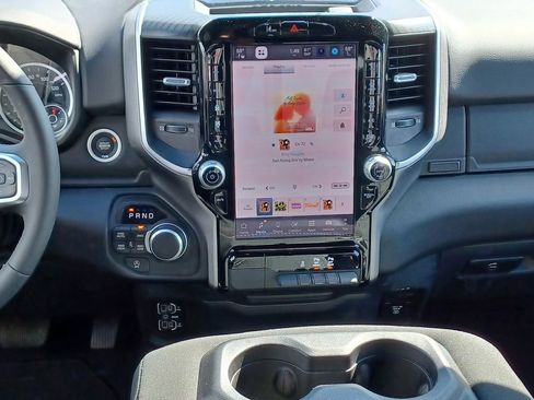 Used 2025 RAM 1500 Big Horn image 30