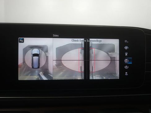 Used 2023 Mercedes-Benz GLS 450 4MATIC image 20