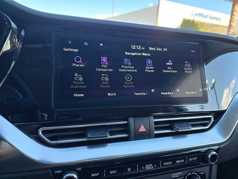 Used 2022 Kia Niro EX w/ Cold Weather Package image 27