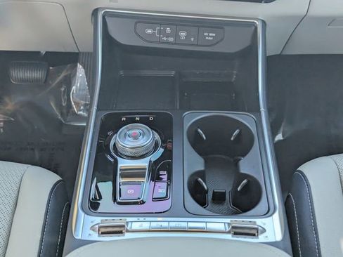 Used 2026 Kia Carnival SX Prestige image 19