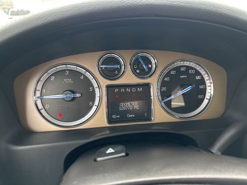 Used 2014 Cadillac Escalade ESV Platinum image 53