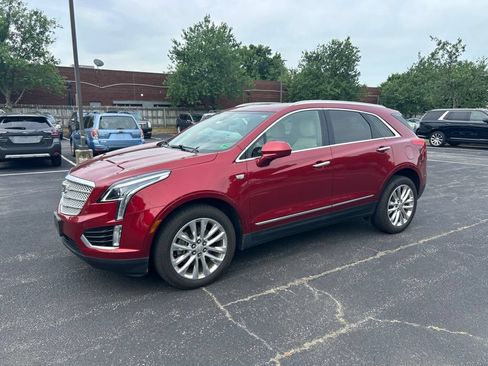 Used 2019 Cadillac XT5 Luxury AWD/4WD image 9