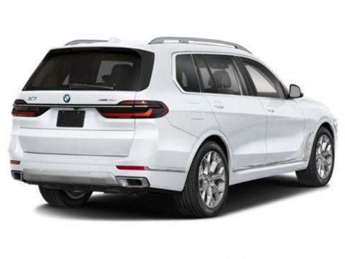 New 2026 BMW X7 xDrive40i w/ M Sport Package image 2