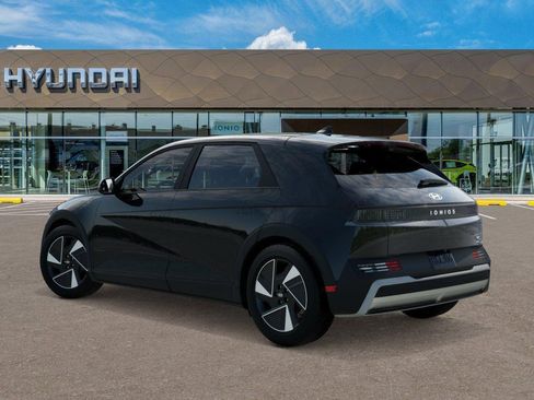 New 2026 Hyundai Ioniq 5 SE AWD/4WD image 5