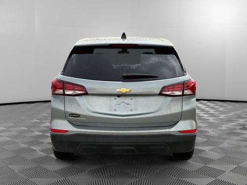 Certified 2023 Chevrolet Equinox LS w/ LS Convenience Package FWD image 4