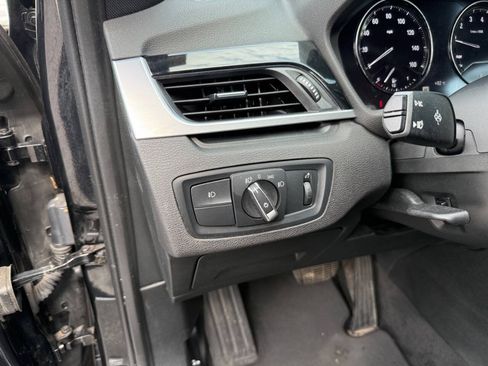 Used 2019 BMW X1 xDrive28i w/ Convenience Package AWD/4WD image 19