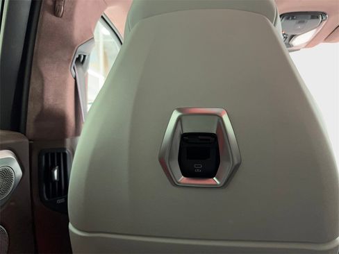 Used 2023 BMW XM image 18