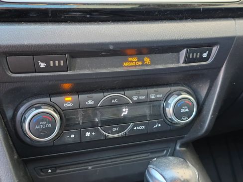 Used 2014 MAZDA MAZDA3 i Grand Touring image 23