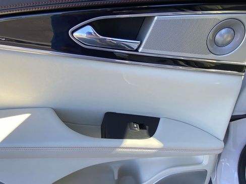 Used 2018 Lincoln MKX Black Label w/ Driver Assistance Package image 14