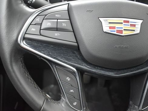 Certified 2023 Cadillac XT5 Premium Luxury AWD/4WD image 15